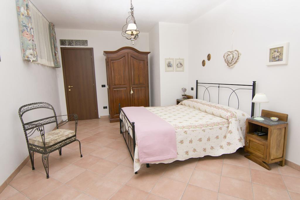Ca' Rinaldi F Hotel Aulla Kamer foto